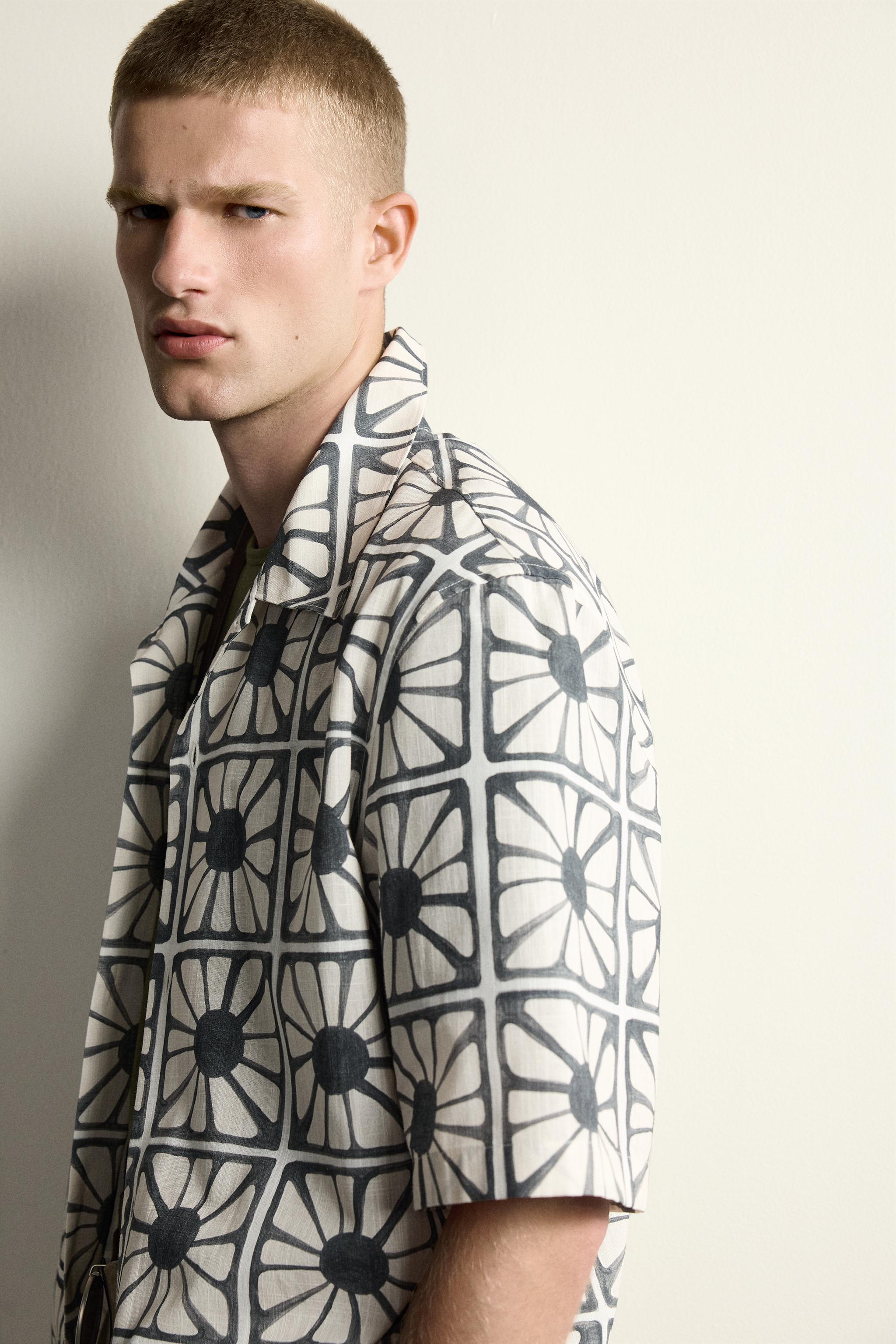 MOSAIC PRINT RELAXED FIT SHIRT
